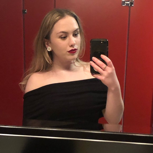 Meet your Posher, Brianna - Picture 1 of 1